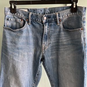 Gap Straight Jeans 32 / 32, Bright Medium Wash